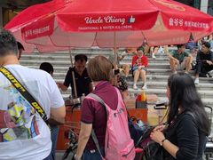 -詹爷爷乌节路街头冰淇淋
