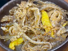 -天成·潮州牛肉脆肉鱼生蚝自助火锅