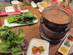 -阿润打边炉·鲜切鸡煲(华漕店)