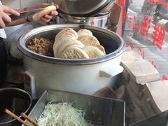 -烤鸭肉夹馍鸭汤店