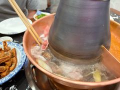 -楼外楼大刀肉传统火锅居(繁荣路店)