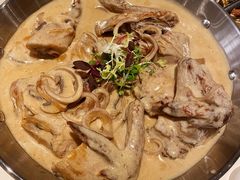 牛肝菌白汁烩春鸡-港丽餐厅(高德置地店)