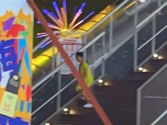 -资和信百货商场