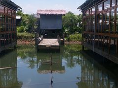 -花溪雨·森林餐厅(石基店)