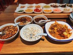 -怪噜范·老贵阳街头名小吃(数博万达店)