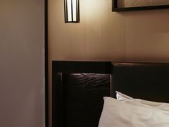 -深圳罗湖东门步行街亚朵X酒店