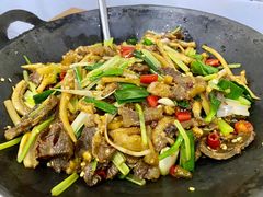 干锅牛杂-牛八宝桂林米粉(八里庄店)