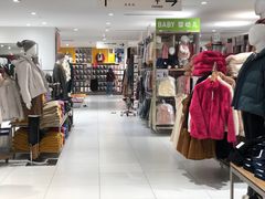 -优衣库(上海正大广场店)