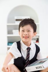 -小熊维尼高端儿童摄影(南山店)
