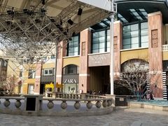 -泡泡玛特POPMART(蓝色港湾店)