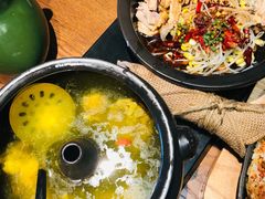 -云海肴·汽锅鸡·云南菜(天山百盛优客店)