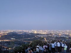 -鬼笑石后山停车场