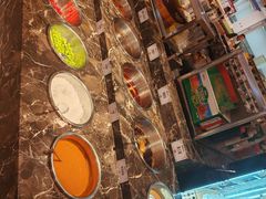 -黑金·寻焰自助百汇·烤肉·火锅(中街店)