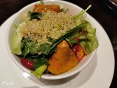 烤南瓜牛油果时蔬沙拉-bluefrog蓝蛙(皇庭广场店)