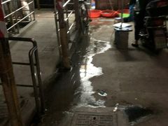 -虾弄弄海派小龙虾·牛羊蝎子火锅