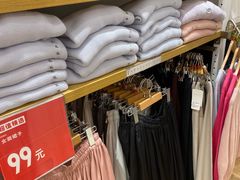 -优衣库(上海虹口龙之梦店)