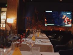 店内布置-YUE·6·西式融合餐厅(外滩六号店)