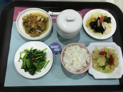-月之旅·尊 高端月子会所(科馨别墅一店)