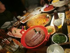 -潮火锅·麻辣牛肉火锅(观音桥方圆·LIVE店)