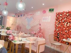 -F小姐甜品店(威海路店)
