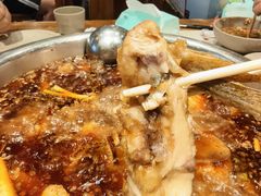 -肖肖酸萝卜鱼火锅(总店)