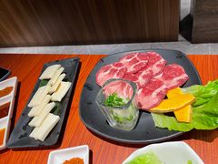 -山之屋炭火烧肉·生啤畅饮(大朗万科中央公园店)