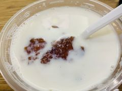桃胶牛奶-乍甸乳业鲜奶吧(红河水乡店)