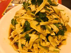 -刘胖子家常菜·蹄花焖藕(兴业店)