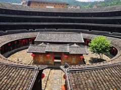 -初溪土楼群