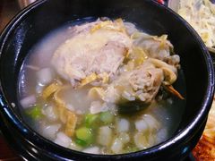 参鸡汤-青春韩国料理(光环店)