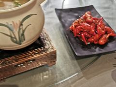 -梓檚中餐厅湖北菜小龙虾武昌鱼排骨藕汤(黄鹤楼店)