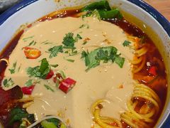 -华府九号海鲜烧烤大排档(龙域店)