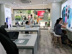 -荣耀授权专卖店(黄浦浙江中路店)
