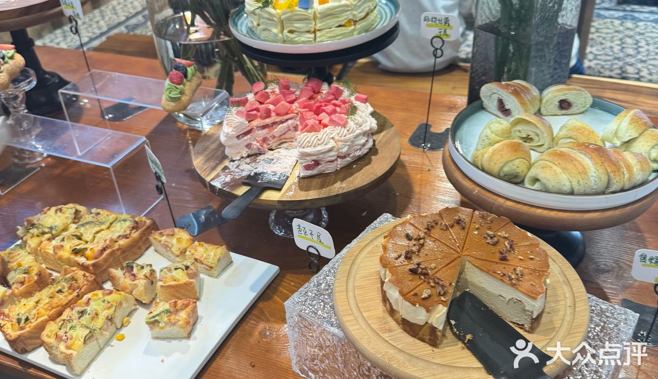 襄阳第一家甜品自助