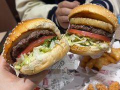 -The Habit Burger Grill 哈比特汉堡(爱琴海店)