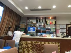 -老人和饭店(淮海中路店)