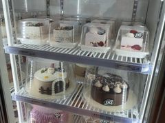 -DQ·蛋糕·冰淇淋(大宁国际商业广场店)