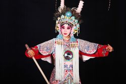 -华韵京剧摄影(洋桥角门东店)