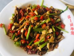 烟笋腊肉-独一佳老胡湘菜馆(矿山路店)
