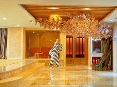 -碧中海汤泉汗蒸酒店