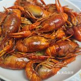 今天的湖北人都在吃虾子！