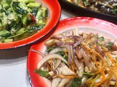 -边江铁锅炖鱼(振八街店)