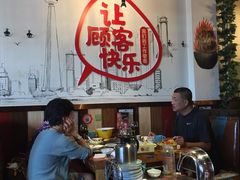 大堂-三个渔夫·蒸汽海鲜(五大道店)