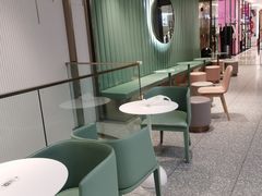 -奈雪的茶(百盛店)