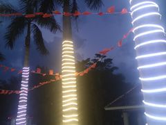 -亚龙湾亚泰商业街