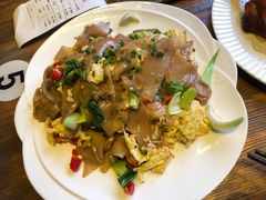 -胡桃里音乐餐厅(陶溪川店)(川湘赣菜·世界百大酒庄直供红酒·音乐表演)
