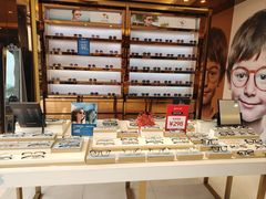 -博士眼镜(东莞中环财富广场店)