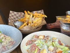 -三勾JJJ Burger&Coffee(梅溪湖店)