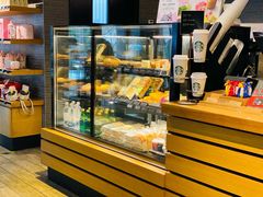 面包甜点陈列柜-星巴克(北京长安商场店)