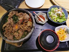 烤肉石锅拌饭-土古里日式烧肉